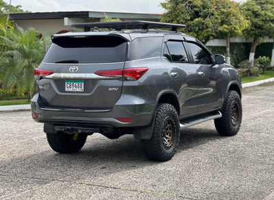 Toyota Fortuner 2017 Full Extras